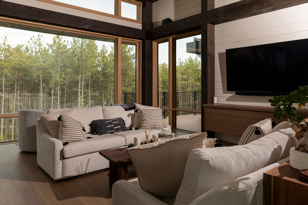 Interior Luxury home with large traditional timber framing